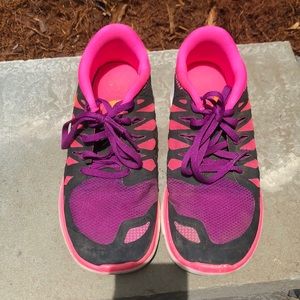 Nike free 5.0 running shoes